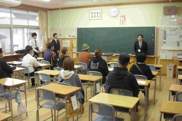 野球部保護者会の様子